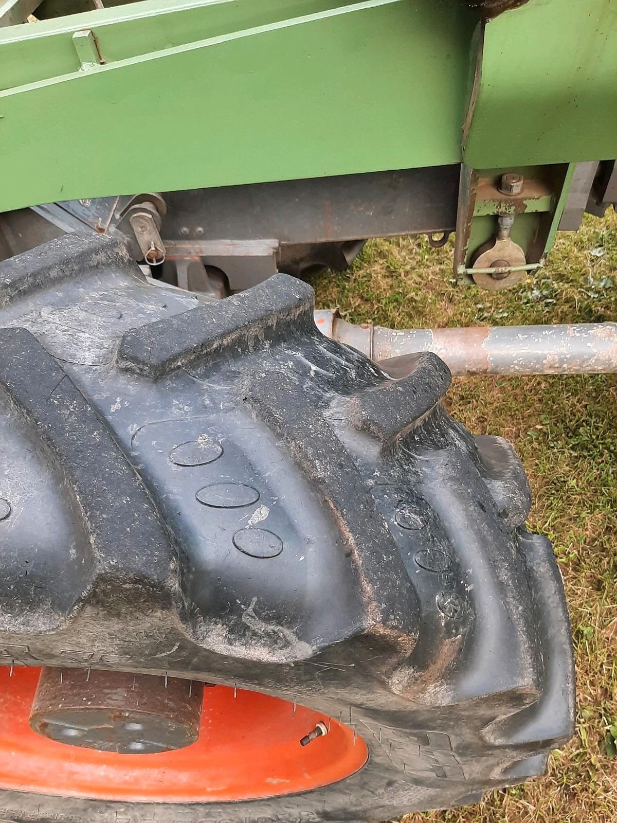 Traktor van het type Fendt GTA 380 Frontlader, Gebrauchtmaschine in Böbrach (Foto 6)