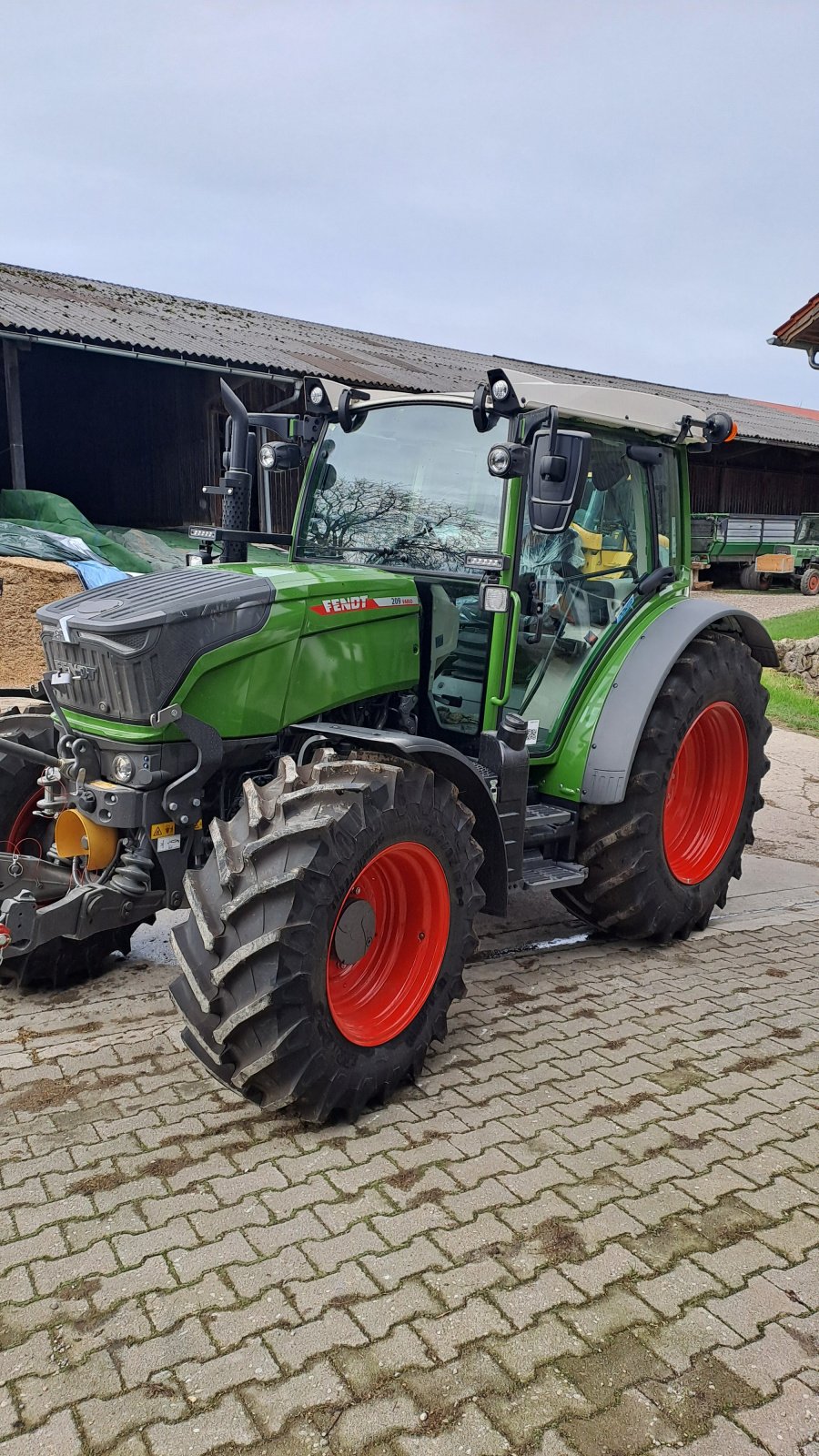 Traktor Türe ait Fendt S Vario Gen 3, Neumaschine içinde Bruck (resim 1)