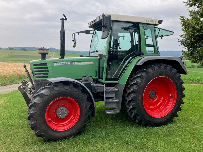 Traktor типа Fendt Sonstiges, Gebrauchtmaschine в Schaffhausen