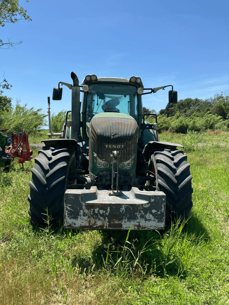 Traktor des Typs Fendt TRACTEUR FENDT 930, Gebrauchtmaschine in SAINT ANDIOL (Bild 3)