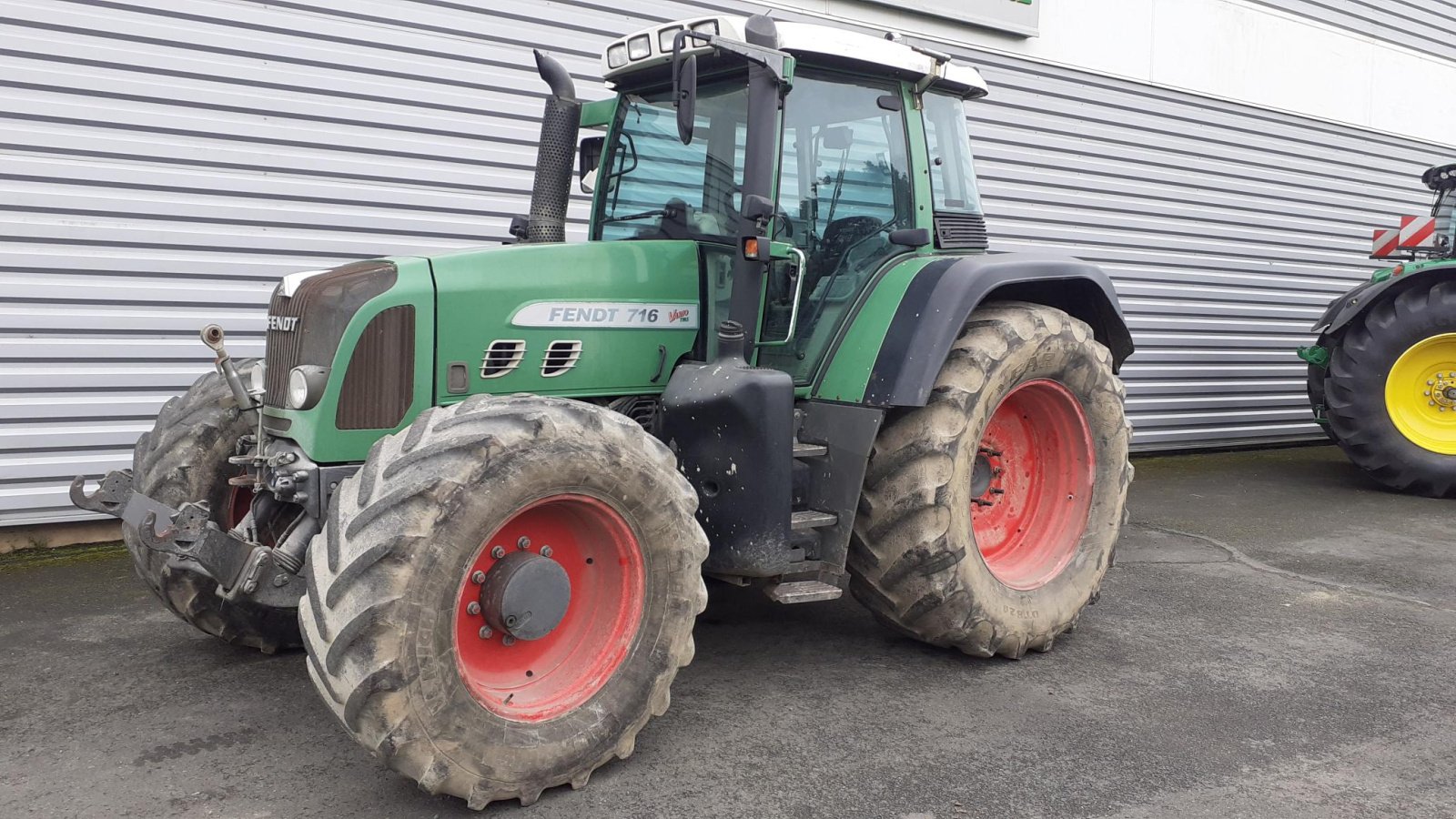 Traktor del tipo Fendt TRACTEUR OCC, Gebrauchtmaschine en Les Touches (Imagen 1)