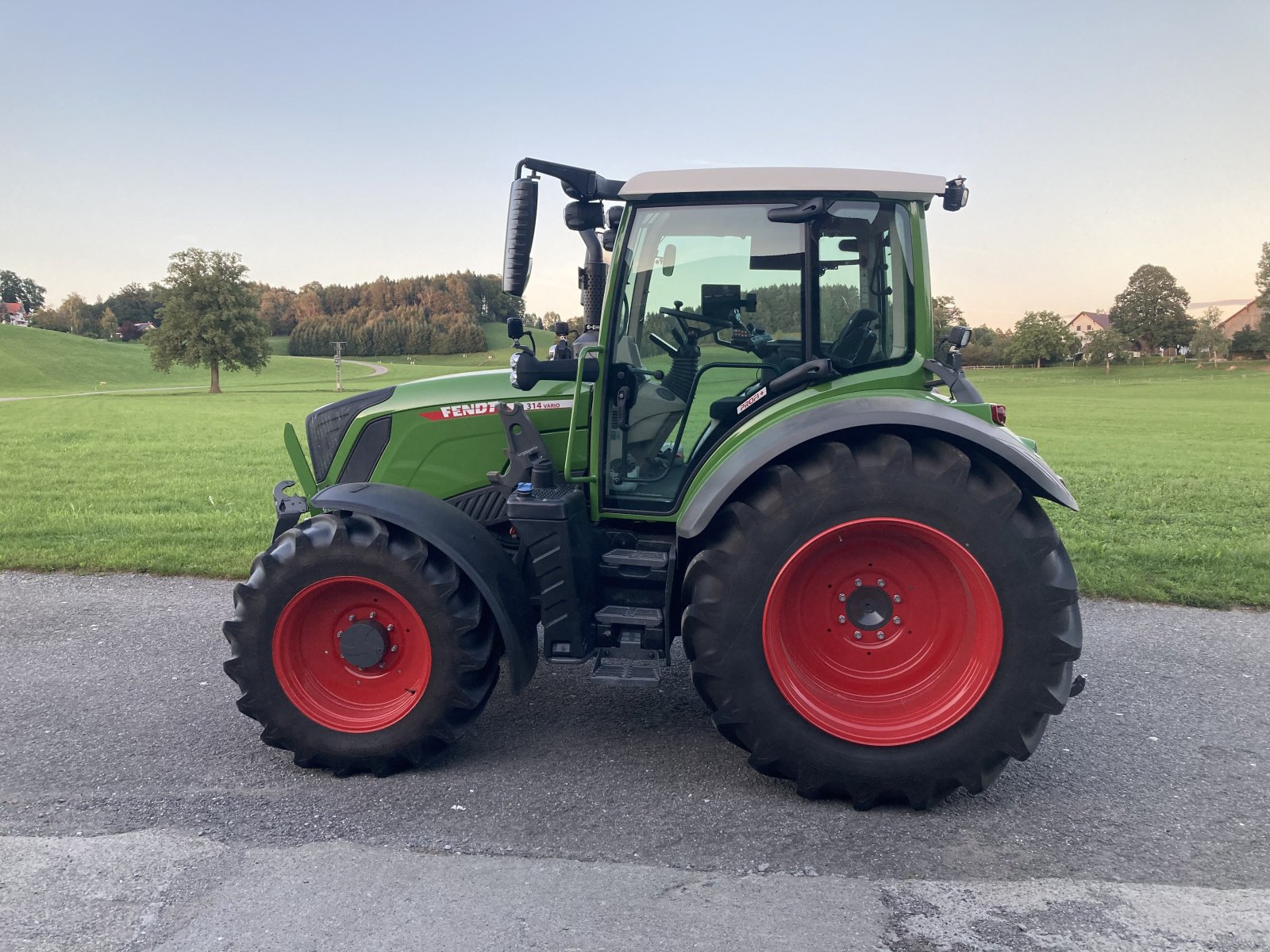 Traktor Türe ait Fendt Vario 311 Profi Plus (312,313,314), Gebrauchtmaschine içinde Amtzell (resim 2)