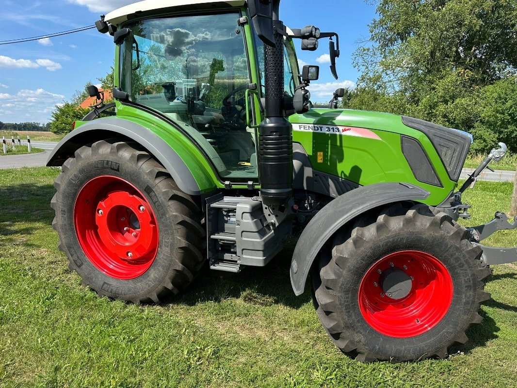 Traktor от тип Fendt Vario 313 Profi, Gebrauchtmaschine в Liebenwalde (Снимка 15)