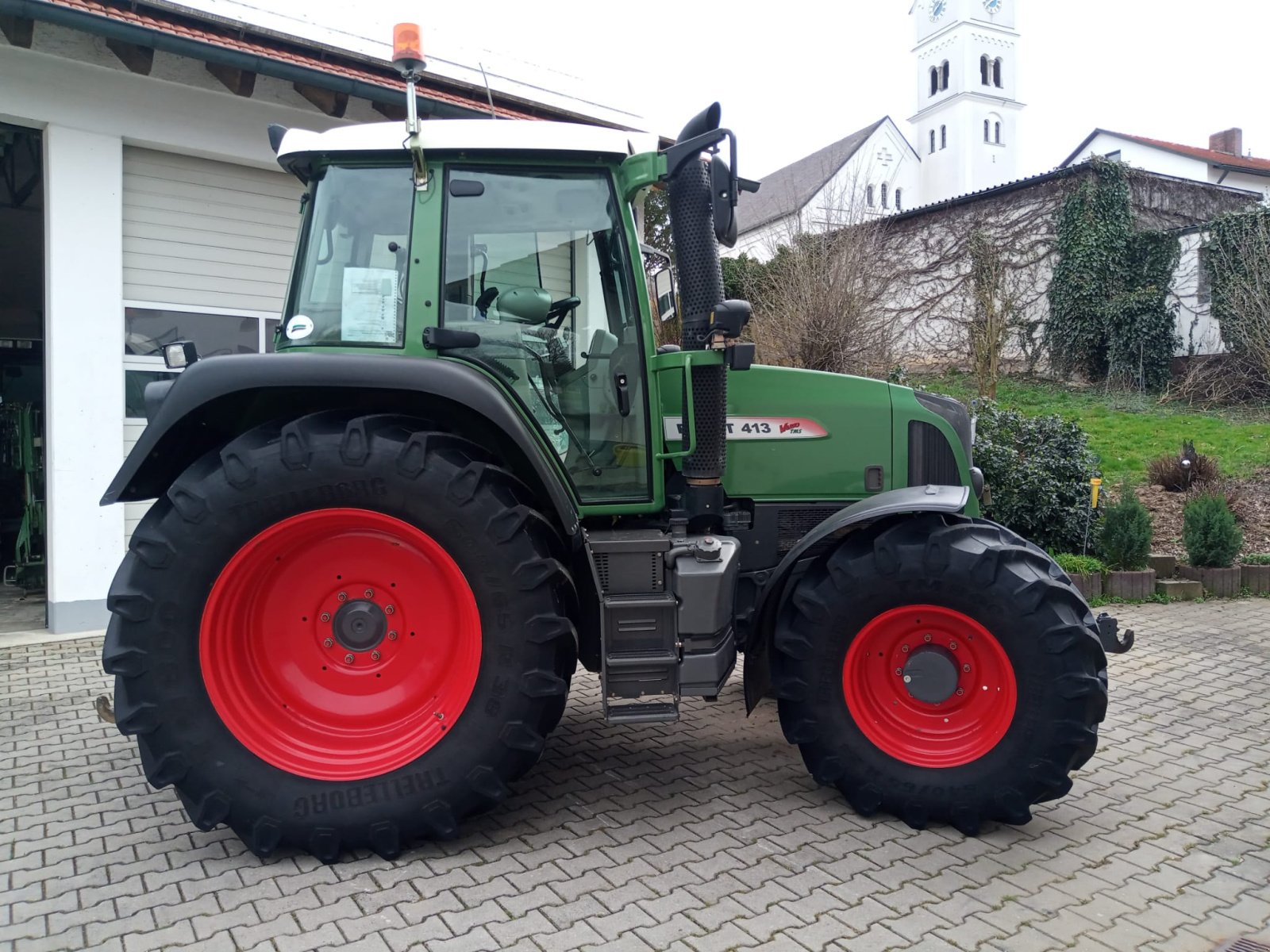 Traktor del tipo Fendt Vario 413, Gebrauchtmaschine In Laberweinting (Immagine 1)