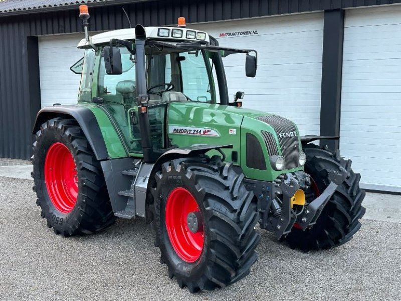 Traktor от тип Fendt VARIO 714, Gebrauchtmaschine в Linde (dr) (Снимка 6)