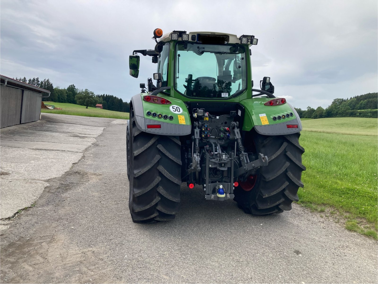 Traktor du type Fendt Vario 718 Profi Plus SET 2 GEN 6 720,722,724, Neumaschine en Amtzell (Photo 12)