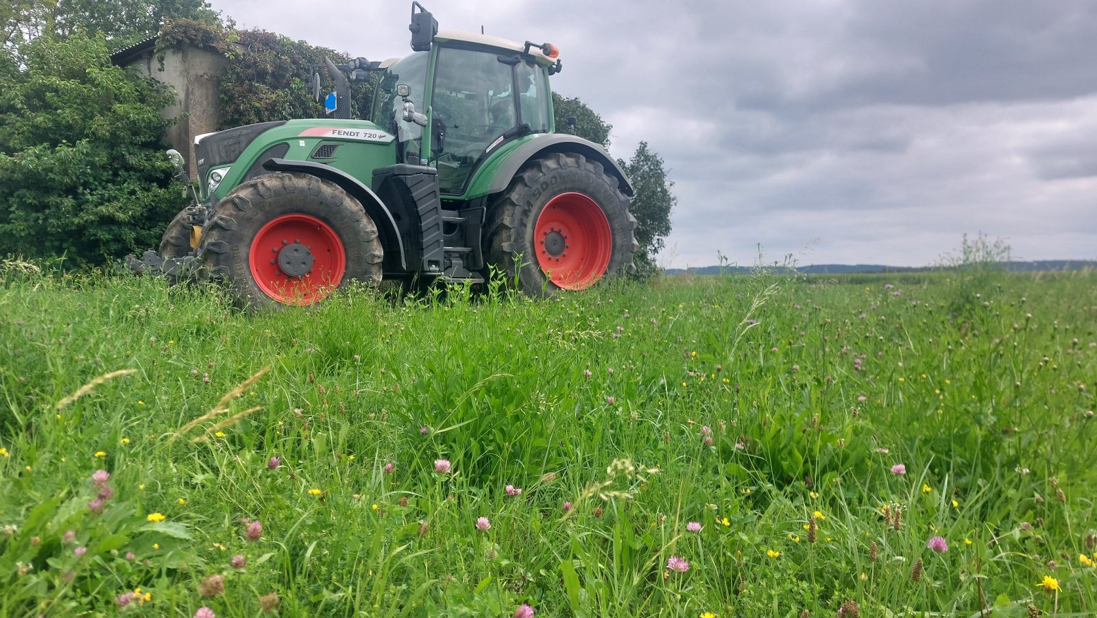 Traktor Türe ait Fendt Vario 720 S4 Profi Plus, Gebrauchtmaschine içinde Dinkelscherben (resim 2)