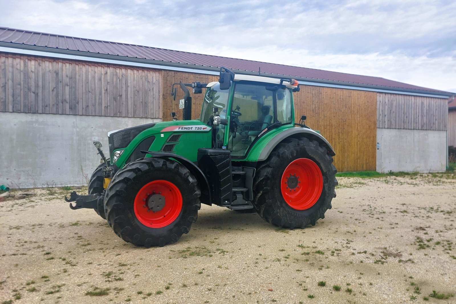 Traktor typu Fendt Vario 720 S4 Profi Plus, Gebrauchtmaschine w Dinkelscherben (Zdjęcie 1)