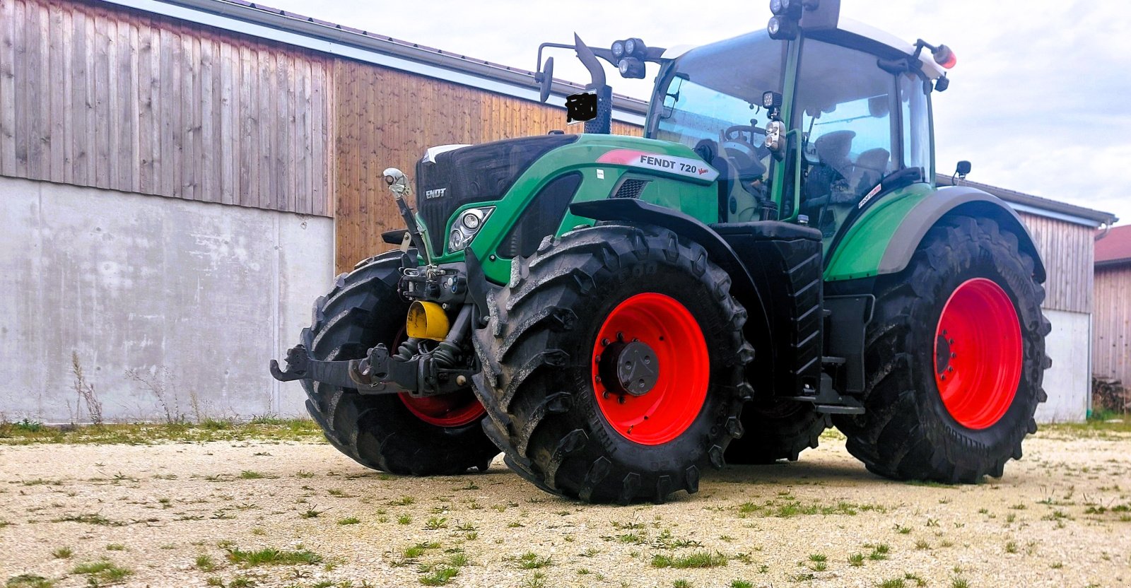 Traktor van het type Fendt Vario 720 S4 Profi Plus, Gebrauchtmaschine in Dinkelscherben (Foto 2)