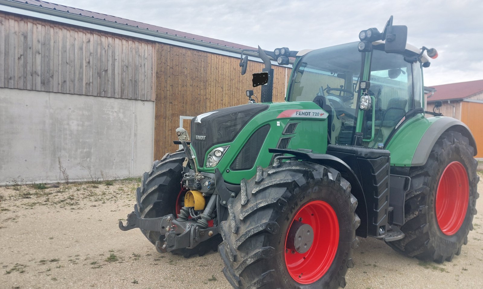 Traktor typu Fendt Vario 720 S4 Profi Plus, Gebrauchtmaschine w Dinkelscherben (Zdjęcie 4)