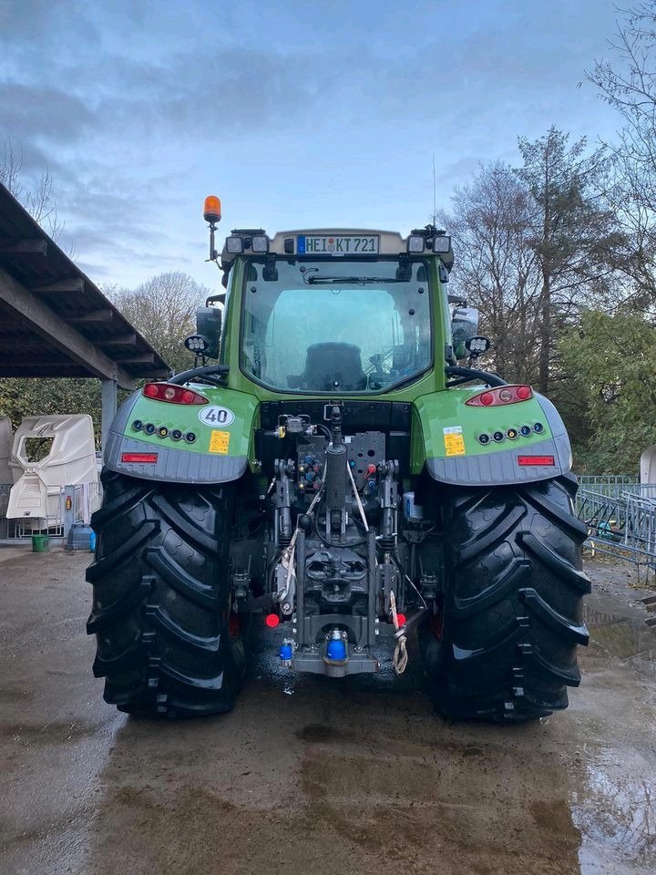 Traktor Türe ait Fendt Vario 720 S4, Gebrauchtmaschine içinde Lohe-Rickelshof (resim 3)