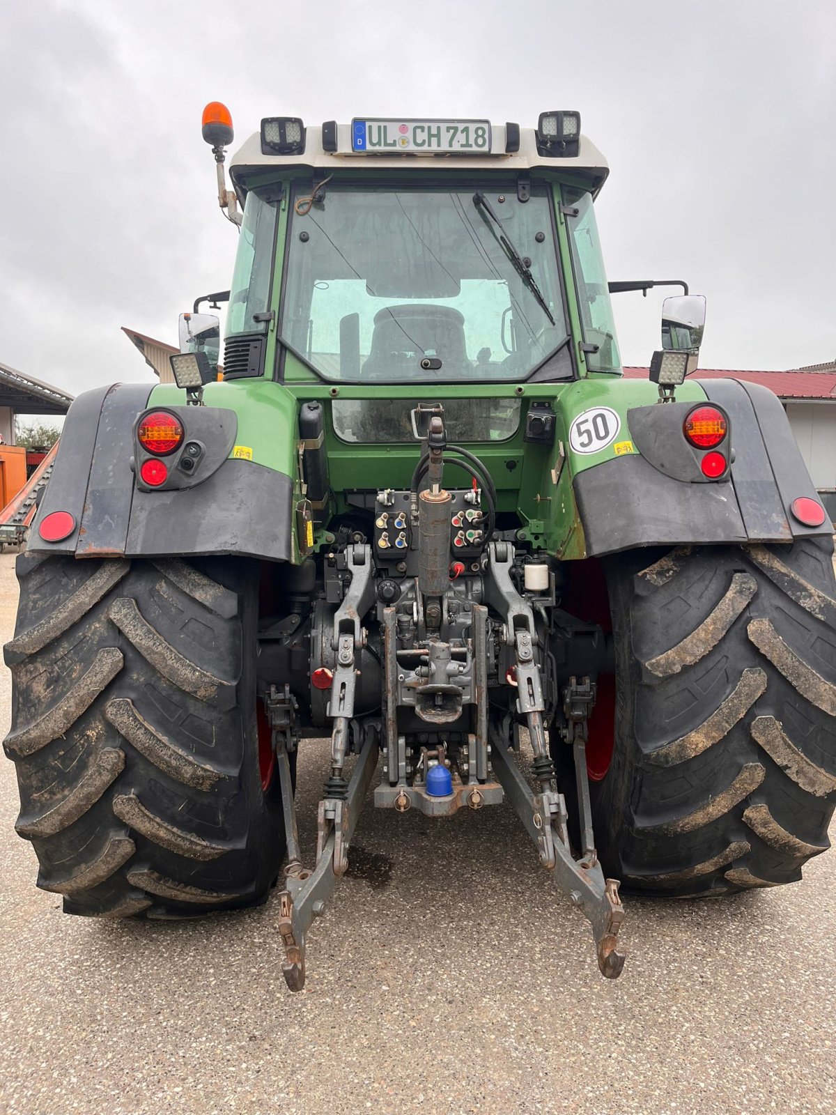 Traktor du type Fendt Vario 820 Neuer Motor !, Gebrauchtmaschine en Langenau (Photo 3)