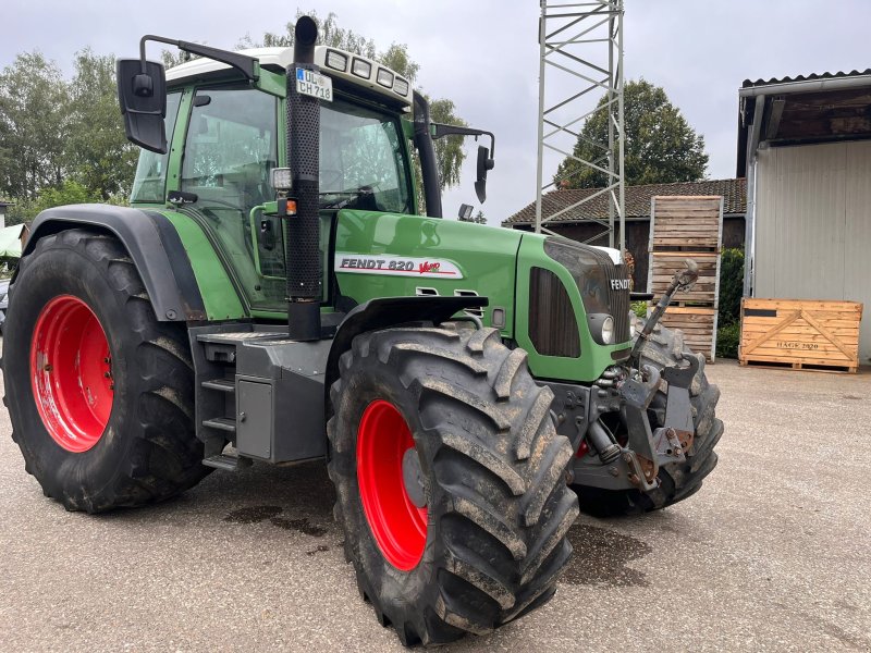 Traktor typu Fendt Vario 820 Neuer Motor !, Gebrauchtmaschine v Langenau (Obrázok 1)