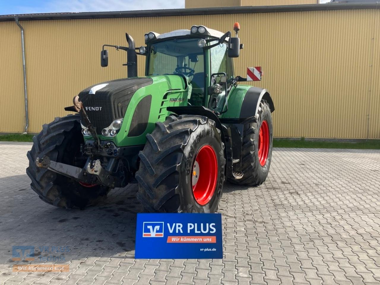 Traktor van het type Fendt VARIO 933 COM III, Gebrauchtmaschine in Osterburg (Foto 1)