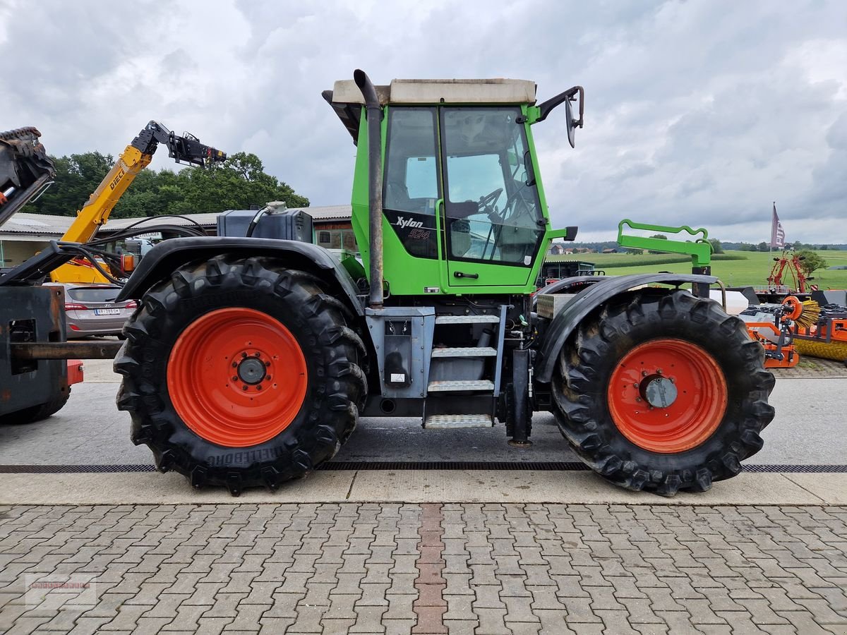 Traktor des Typs Fendt Xylon 524 T, Gebrauchtmaschine in Tarsdorf (Bild 28)