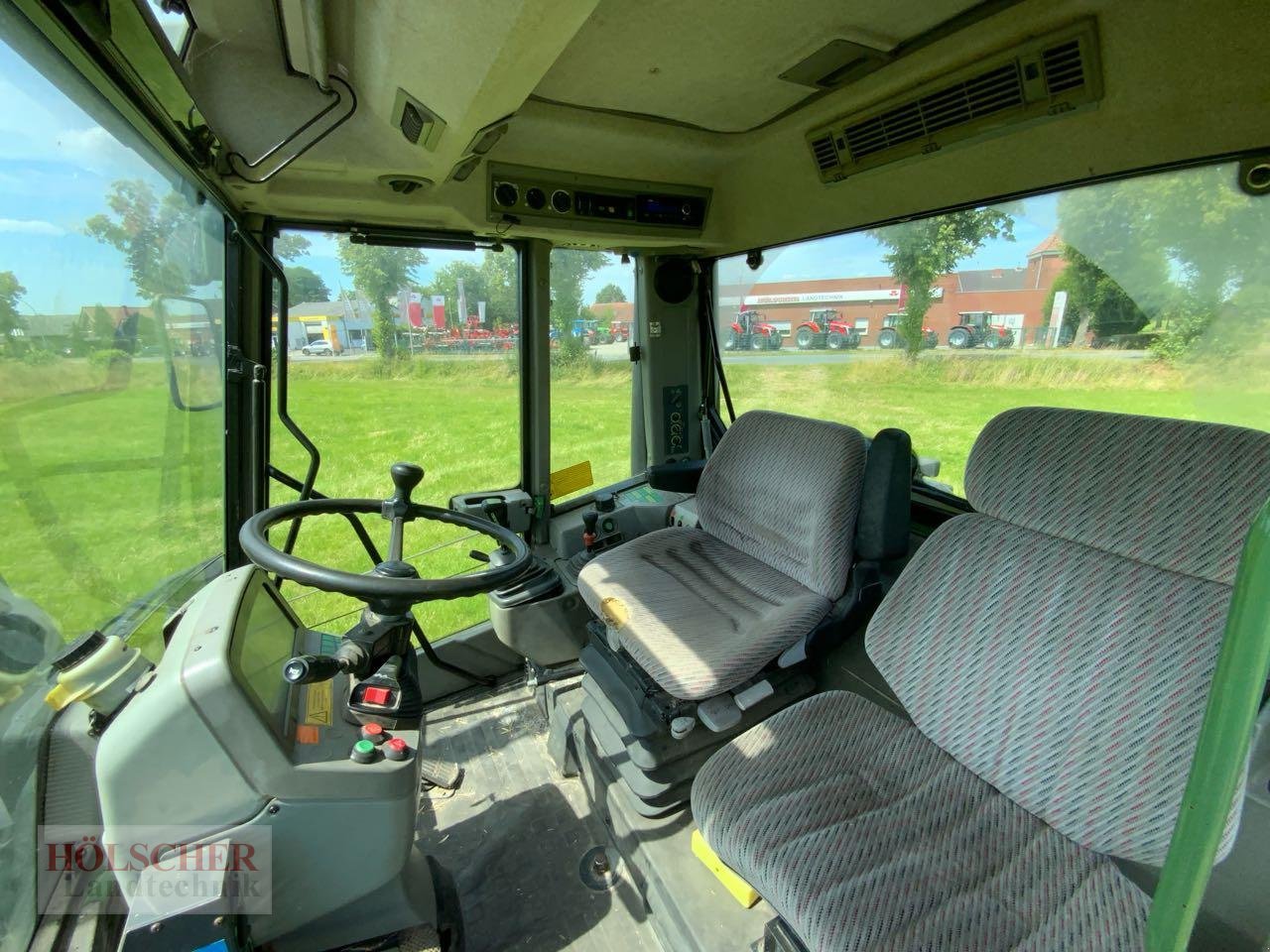 Traktor des Typs Fendt Xylon 524, Gebrauchtmaschine in Warendorf (Bild 3)