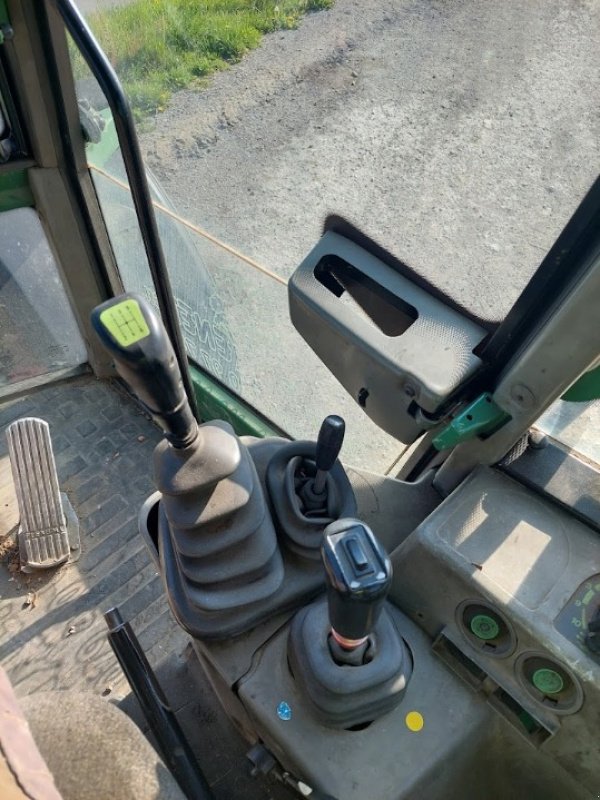 Traktor za tip Fendt xylon522, Gebrauchtmaschine u Sévery (Slika 2)