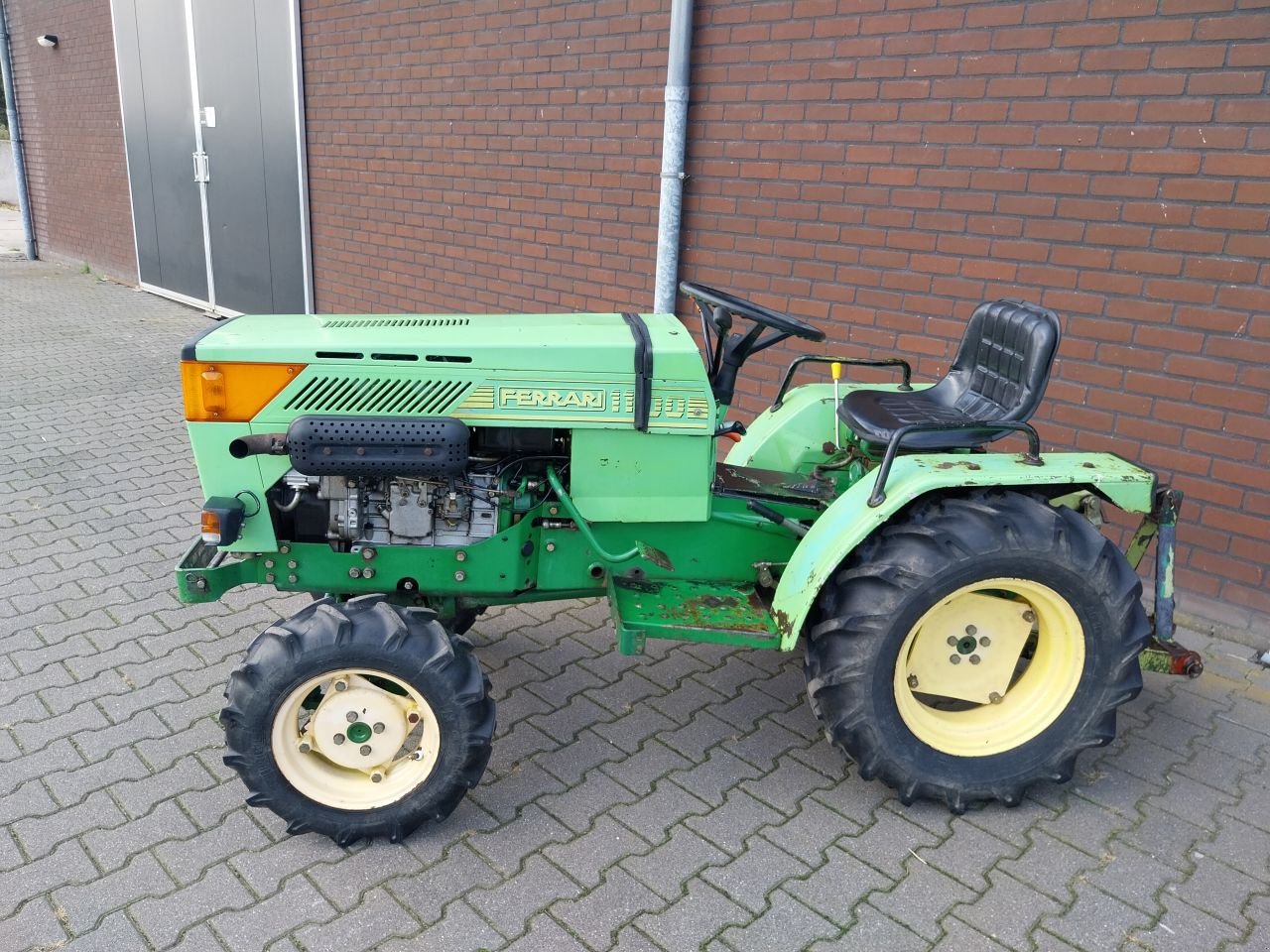 Traktor typu Ferrari 1100 DT, Gebrauchtmaschine w Boekel (Zdjęcie 1)