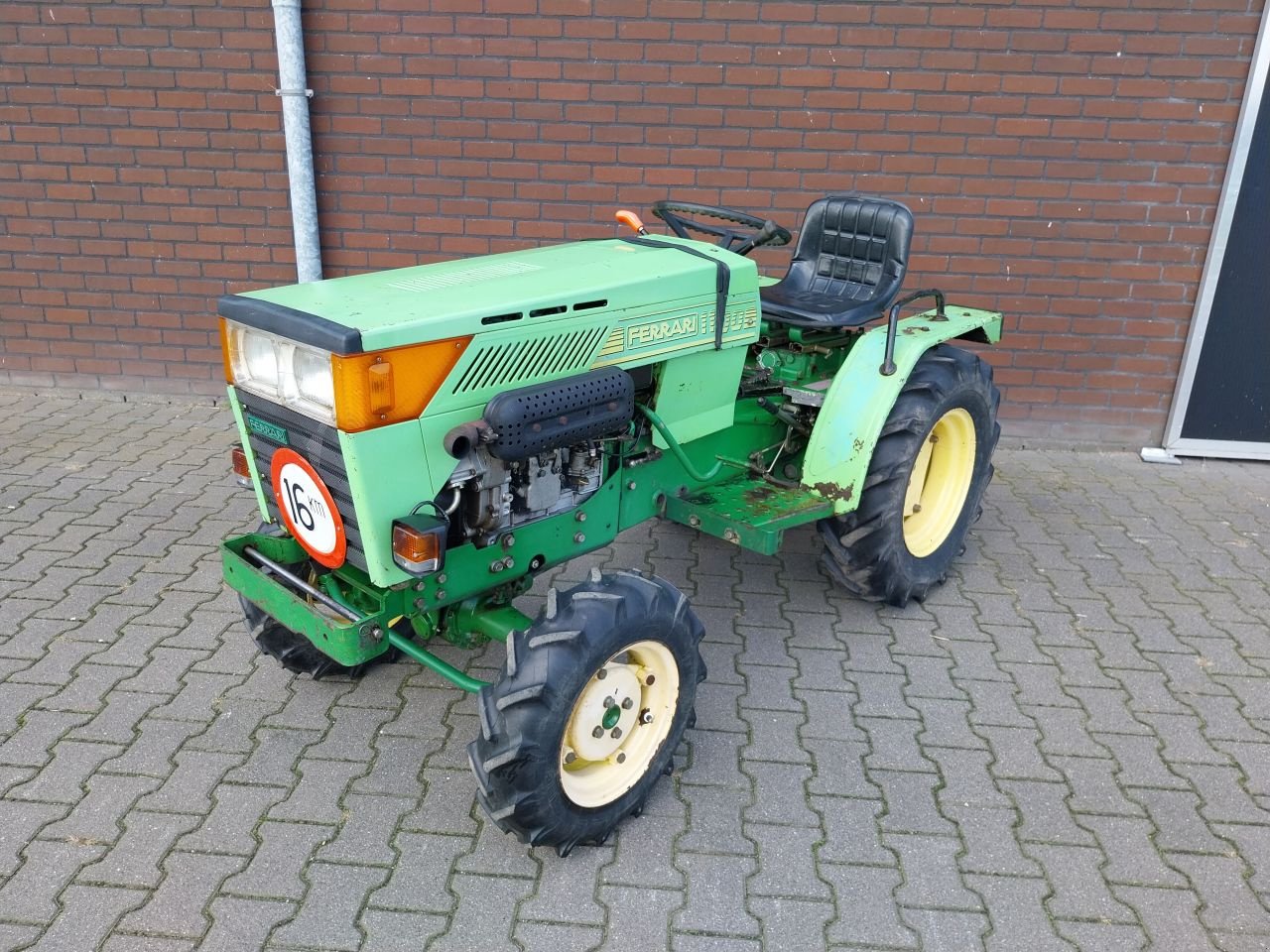 Traktor typu Ferrari 1100 DT, Gebrauchtmaschine w Boekel (Zdjęcie 3)