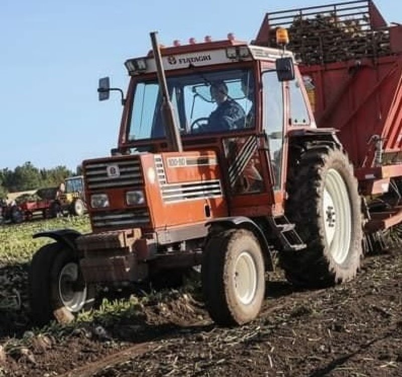 Traktor a típus Fiat 100-90 PÅ VEJ HJEM, Gebrauchtmaschine ekkor: Nørager (Kép 1)