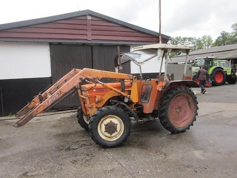 Traktor of the type Fiat 420DT, Gebrauchtmaschine in Ziegenhagen (Picture 1)