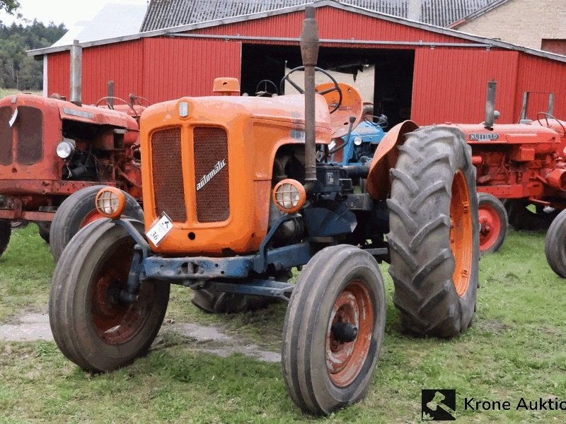 Traktor of the type Fiat 513 Automatic Diesel 4 cyl., Gebrauchtmaschine in Hadsund