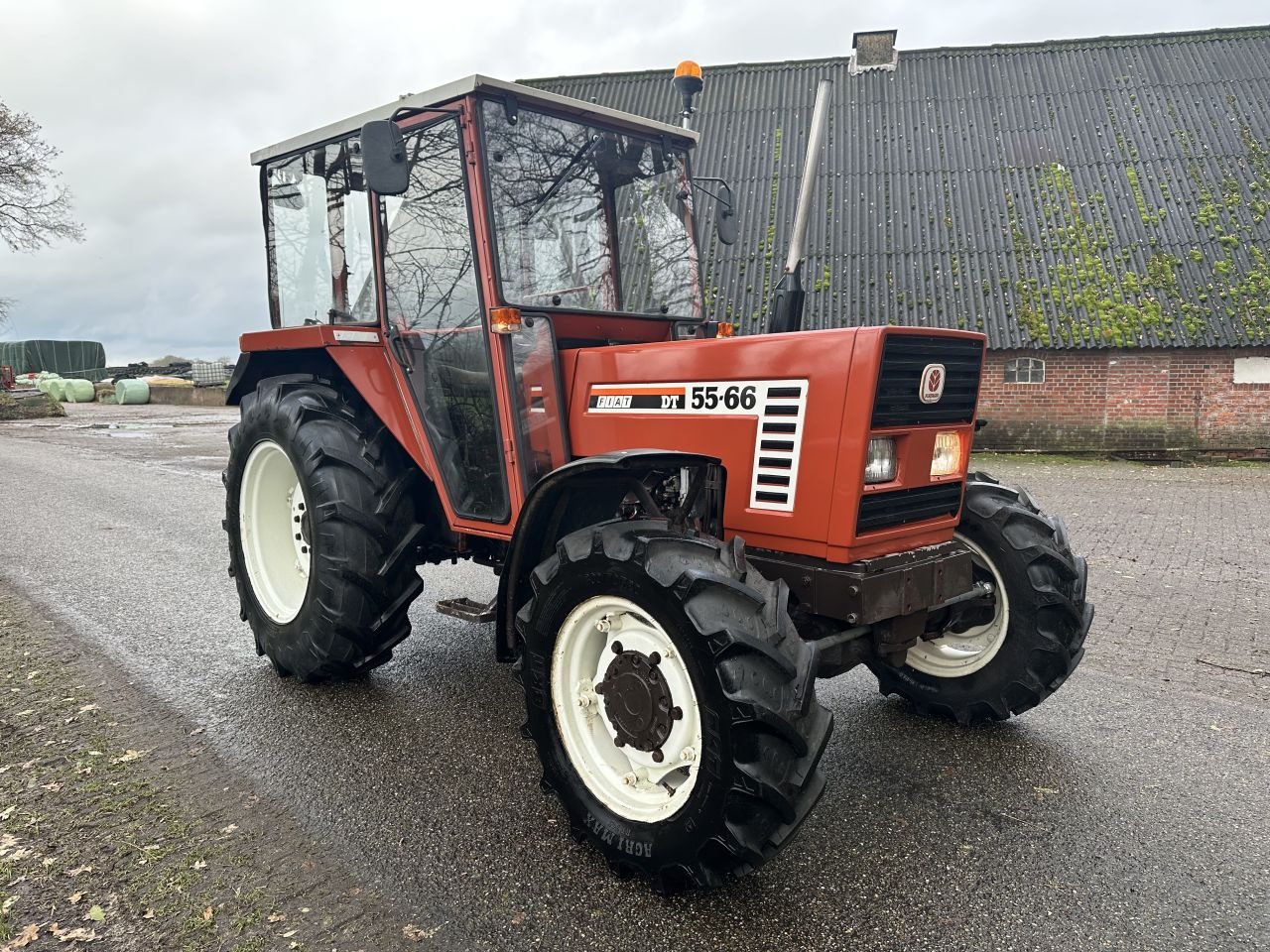 Traktor van het type Fiat 55-66 DT, Gebrauchtmaschine in Rossum (Foto 2)