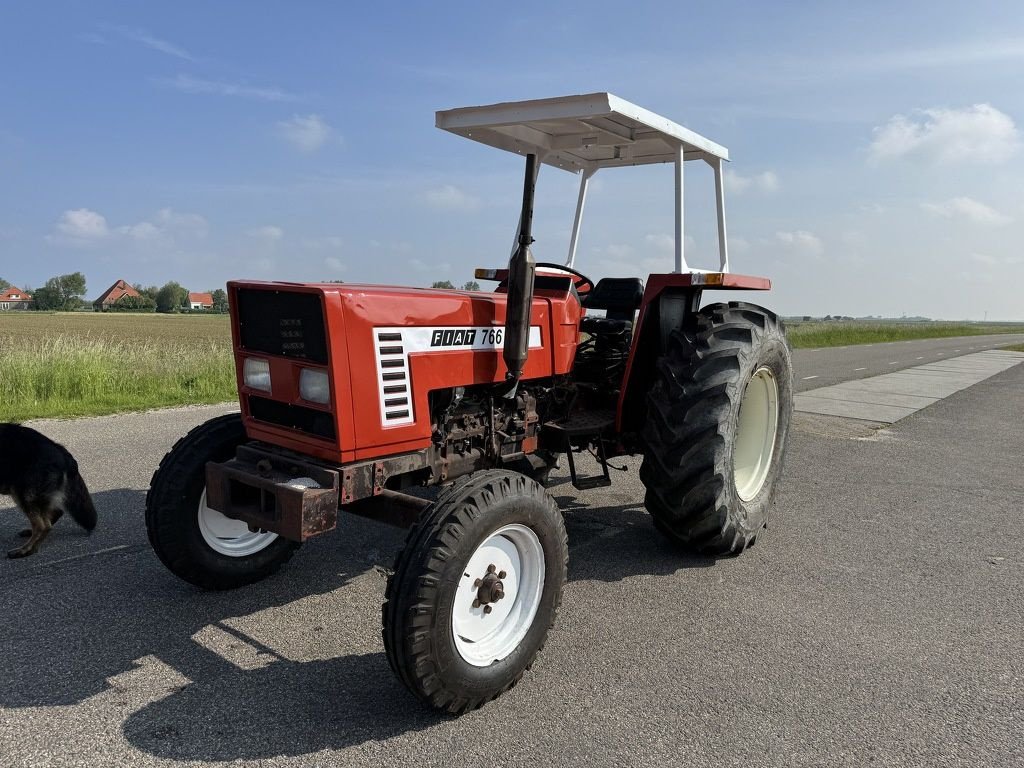 Traktor of the type Fiat 766, Gebrauchtmaschine in Callantsoog (Picture 1)