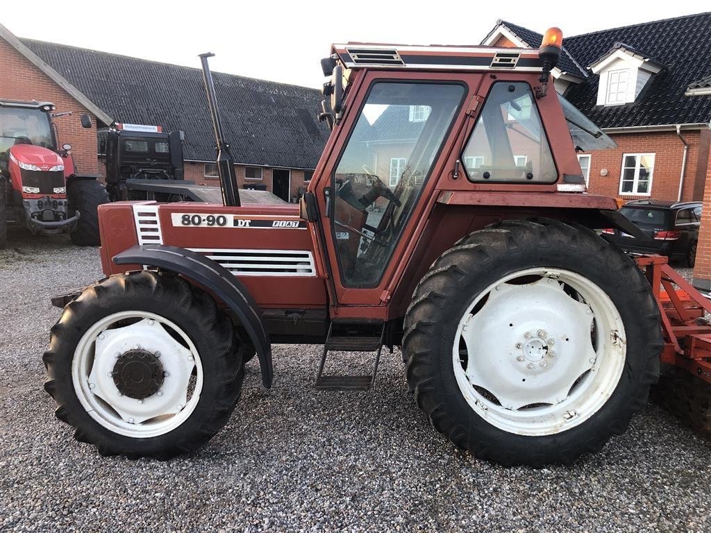 Traktor Türe ait Fiat 80-90, Gebrauchtmaschine içinde Nørager (resim 2)