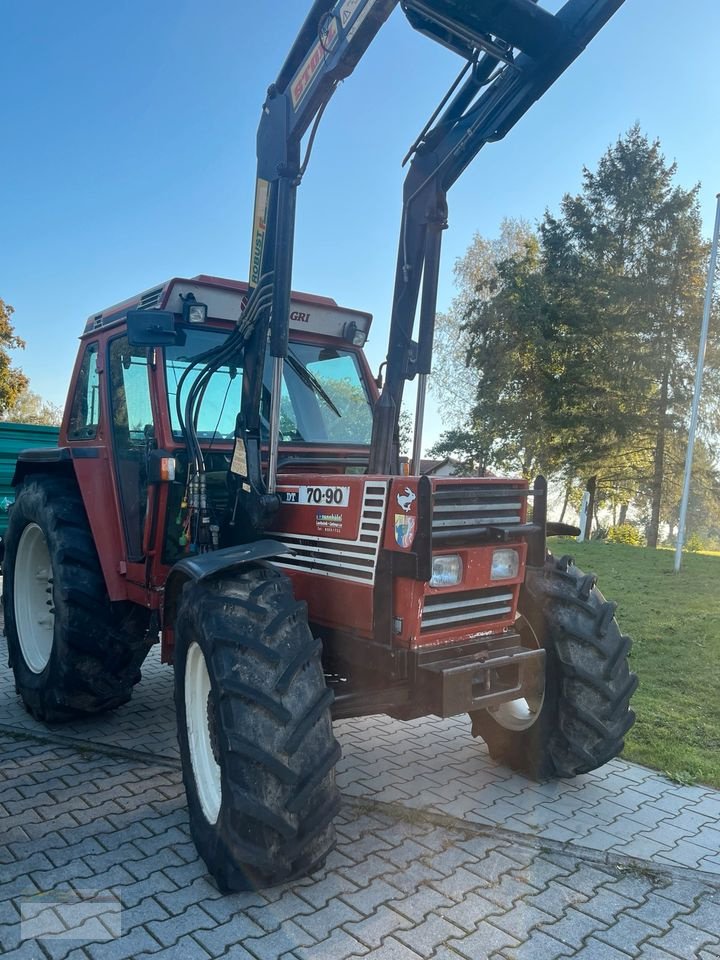 Traktor van het type Fiat New Holland 70-90DT/ Frontlader, Gebrauchtmaschine in Fürsteneck (Foto 2)