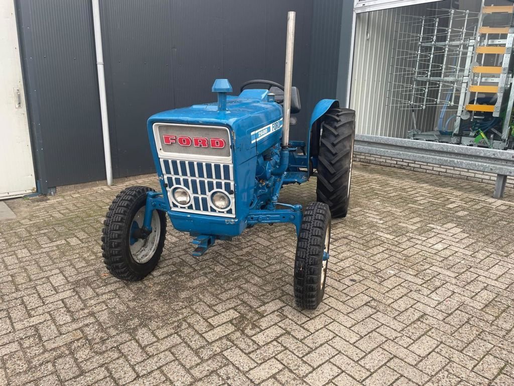 Traktor des Typs Ford 2000, Gebrauchtmaschine in MARIENHEEM (Bild 2)