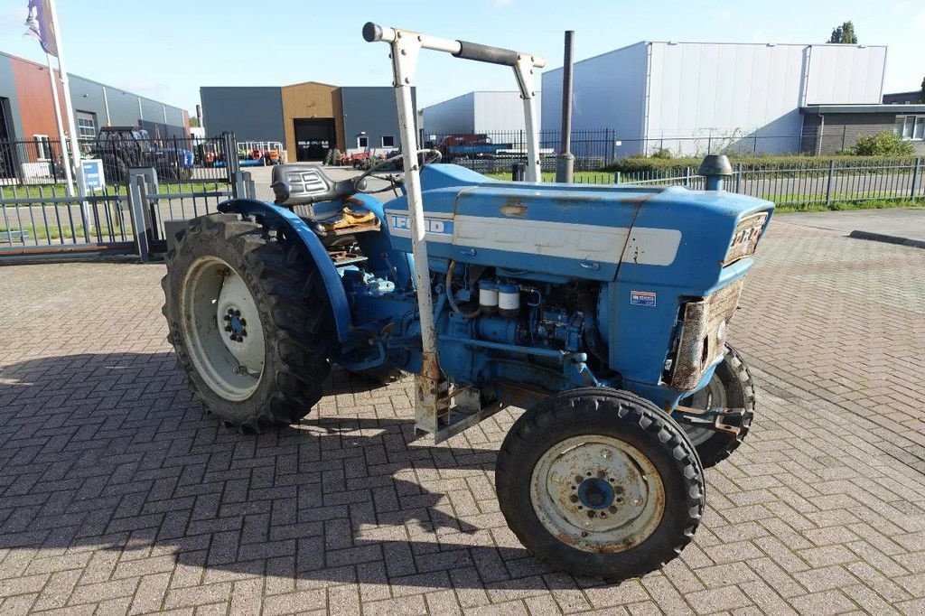 Traktor от тип Ford 3000 2wd / Smalspoortrekker, Gebrauchtmaschine в Swifterband (Снимка 2)