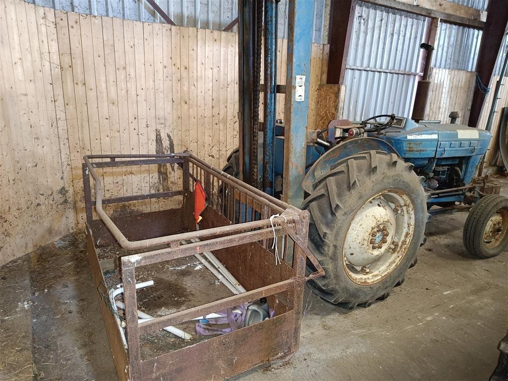 Traktor du type Ford 3000 m byggelift ca. 5 løft, Gebrauchtmaschine en Egtved (Photo 6)