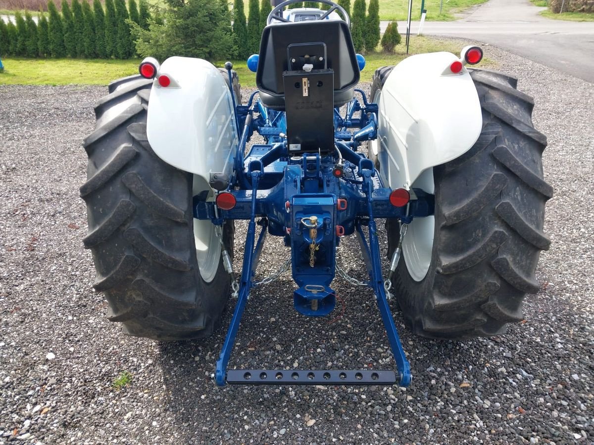 Traktor du type Ford 3000, Gebrauchtmaschine en Gabersdorf (Photo 8)