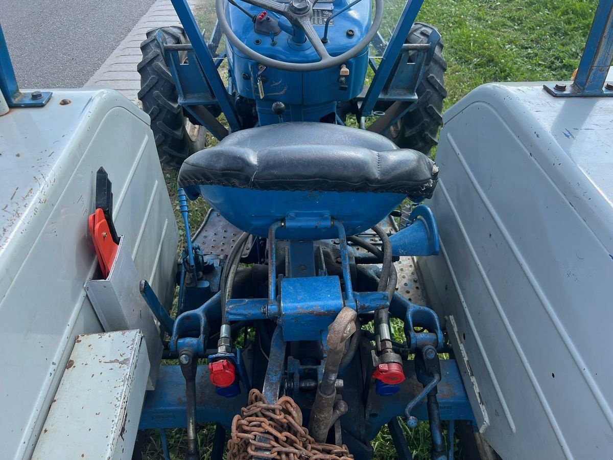 Traktor typu Ford 3000, Gebrauchtmaschine w NATTERNBACH (Zdjęcie 9)