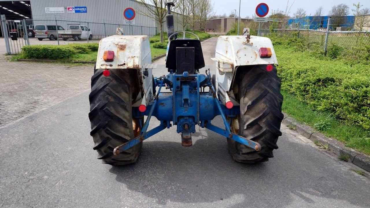 Traktor van het type Ford 4000, Gebrauchtmaschine in Wieringerwerf (Foto 3)