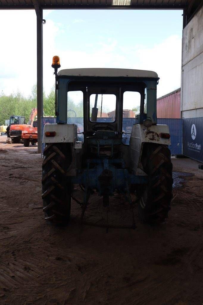 Traktor del tipo Ford 4000, Gebrauchtmaschine en Antwerpen (Imagen 5)