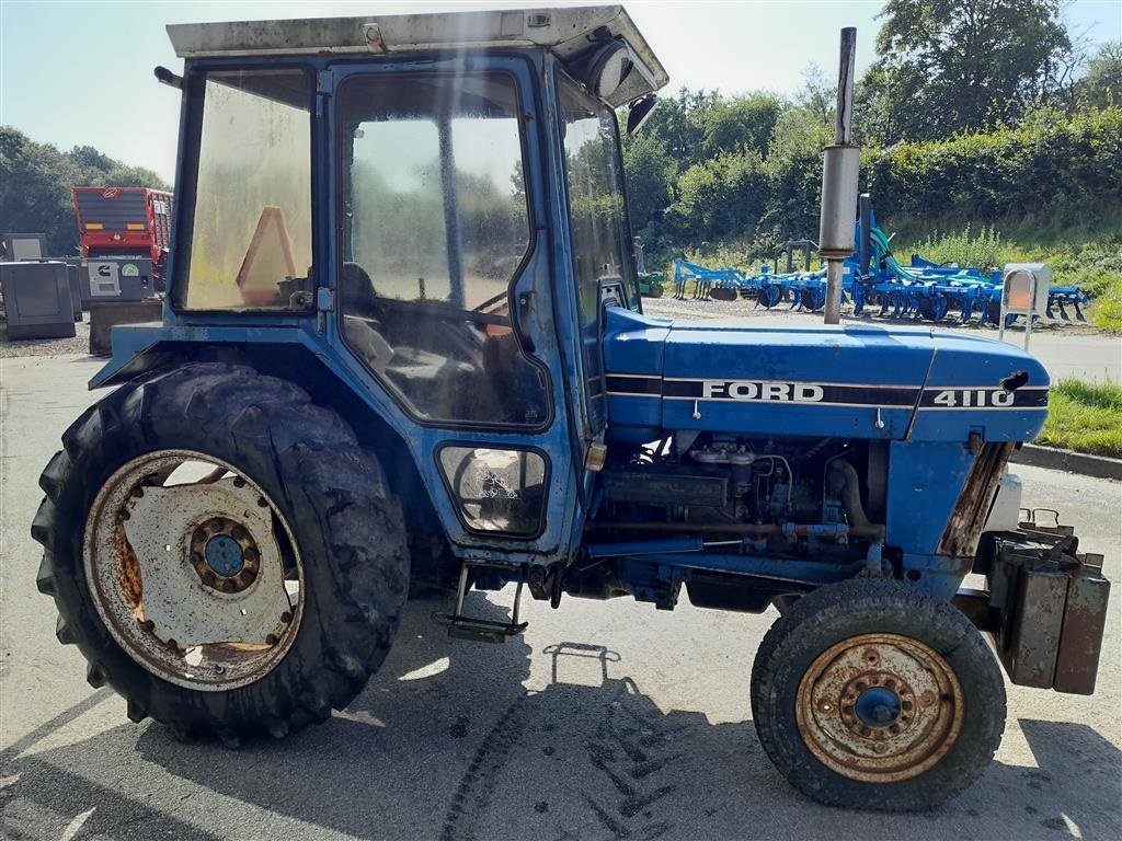 Traktor of the type Ford 4110 Narrov smalspors traktor, Gebrauchtmaschine in Rødekro (Picture 5)