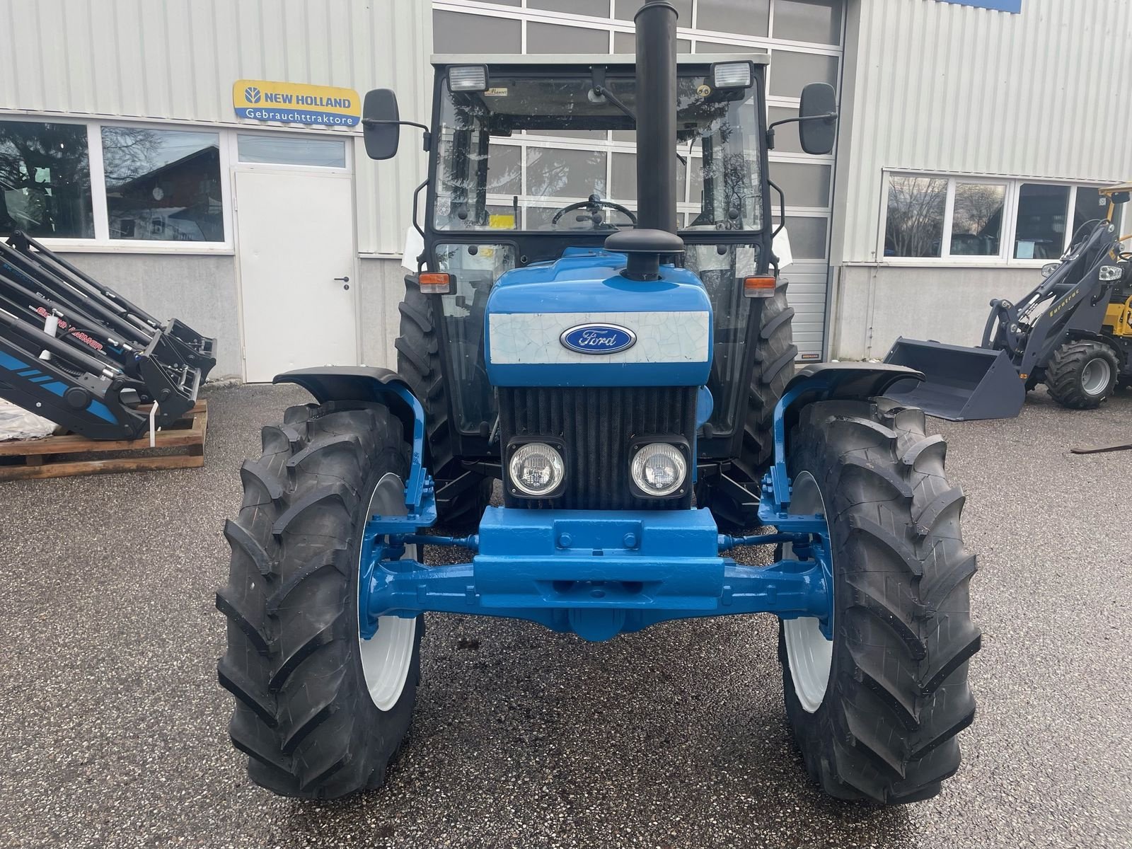 Traktor van het type Ford 4830 A, Gebrauchtmaschine in Burgkirchen (Foto 3)