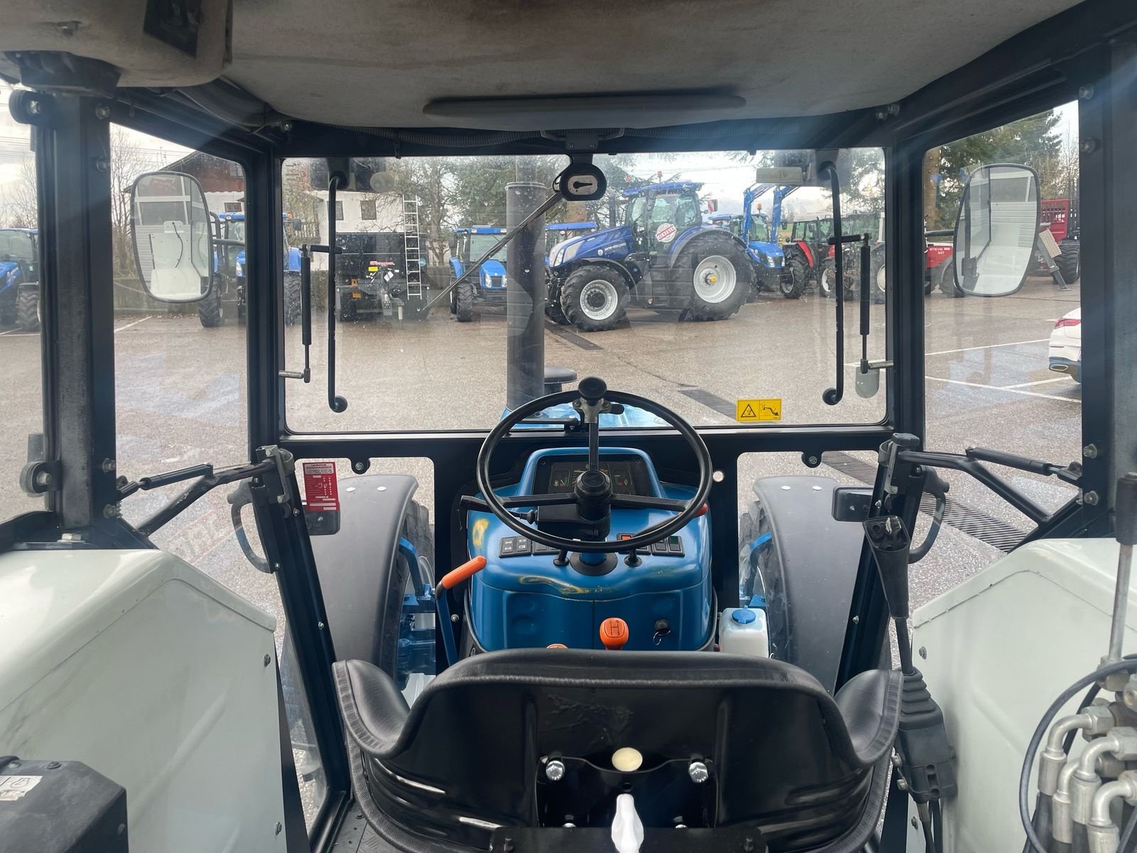 Traktor van het type Ford 4830 A, Gebrauchtmaschine in Burgkirchen (Foto 8)