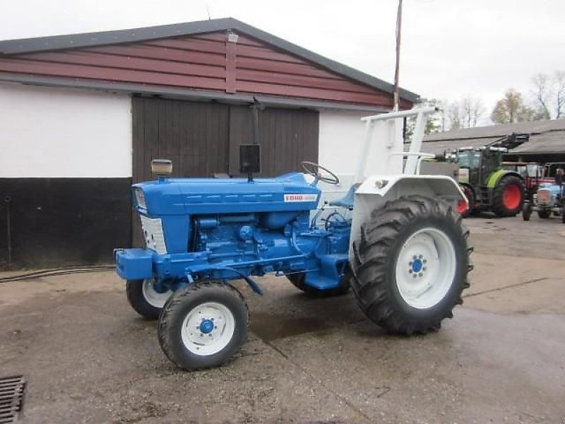 Traktor tip Ford 5000, Gebrauchtmaschine in Ziegenhagen (Poză 1)