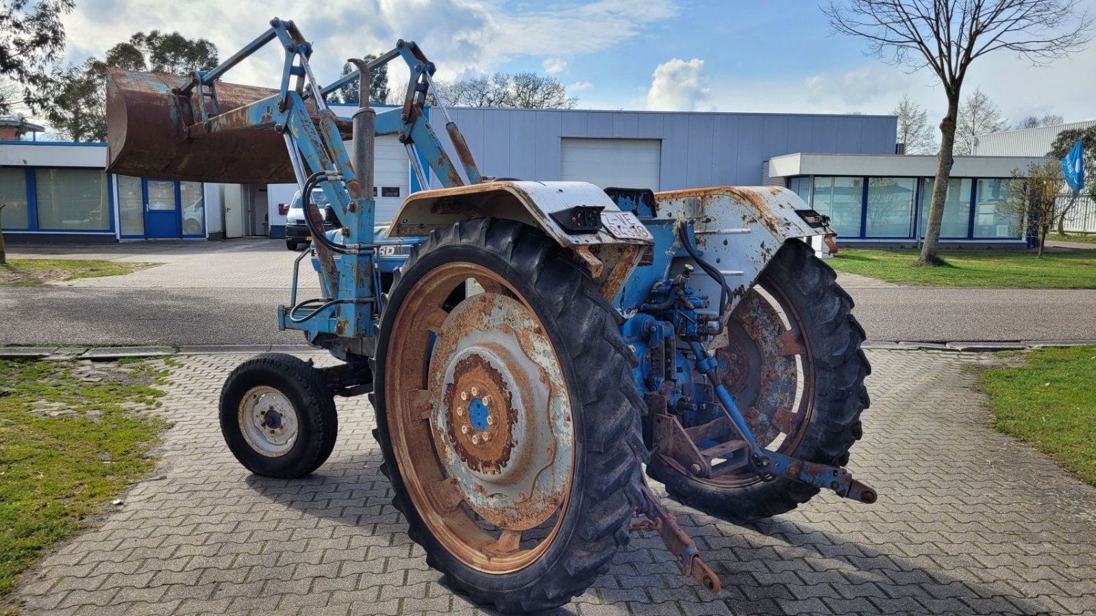 Traktor типа Ford 5610 cabrio met voorlader, Gebrauchtmaschine в Schoonebeek (Фотография 4)