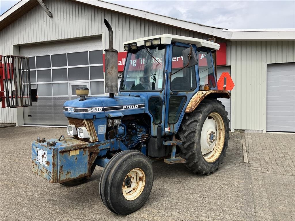 Traktor van het type Ford 5610 Fll Med 4m, Steen’s byggelift., Gebrauchtmaschine in Spøttrup (Foto 1)