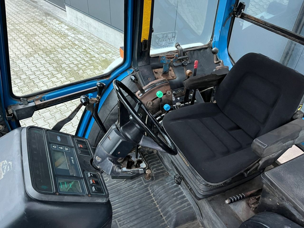 Traktor типа Ford 5610, Gebrauchtmaschine в Daarle (Фотография 8)