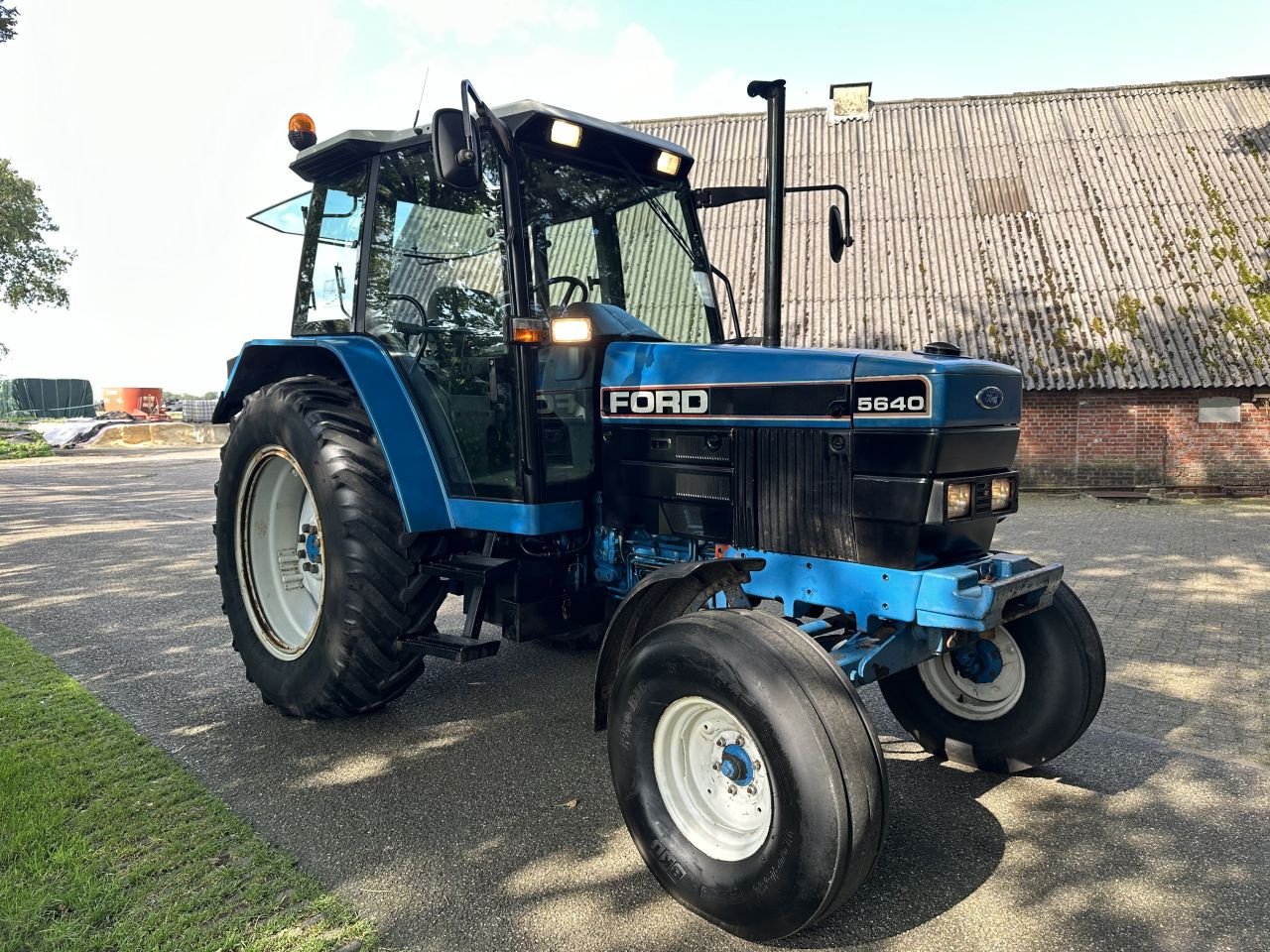 Traktor typu Ford 5640 SL, Gebrauchtmaschine w Rossum (Zdjęcie 2)