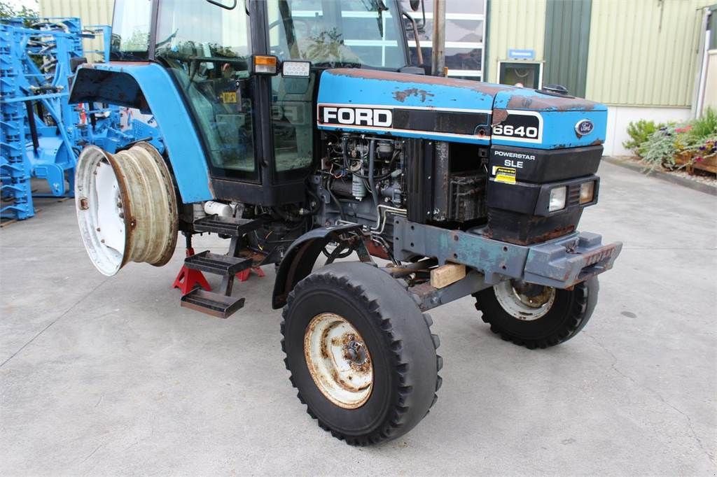 Traktor du type Ford 6640 2WD, Gebrauchtmaschine en Bant (Photo 2)