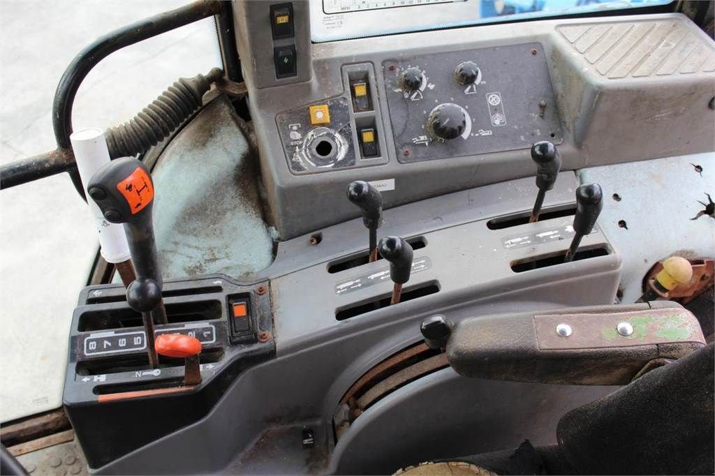 Traktor Türe ait Ford 6640 2WD, Gebrauchtmaschine içinde Bant (resim 9)