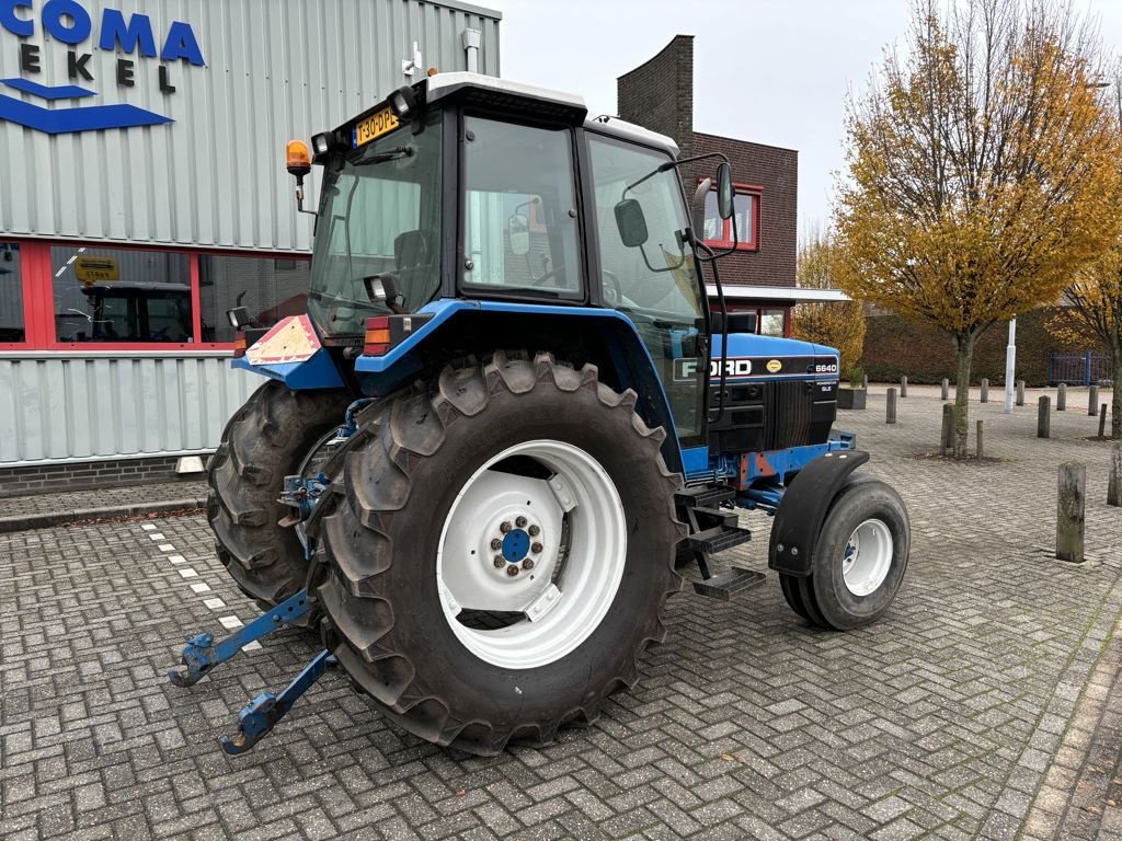 Traktor des Typs Ford 6640 SLE 2WD, Gebrauchtmaschine in BOEKEL (Bild 3)