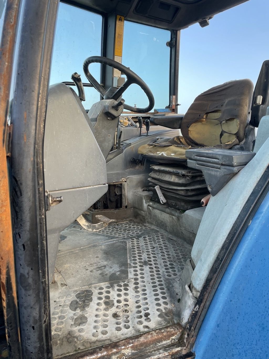 Traktor Türe ait Ford 6640SL, Gebrauchtmaschine içinde Callantsoog (resim 5)