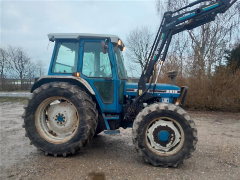 Traktor del tipo Ford 6810 FIII med Trima frontlæsser, Gebrauchtmaschine en Skive (Imagen 1)